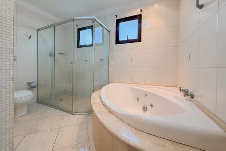 Apartamento para alugar com 180m², 3 quartos e 3 vagasBanheiro da Suíte Master