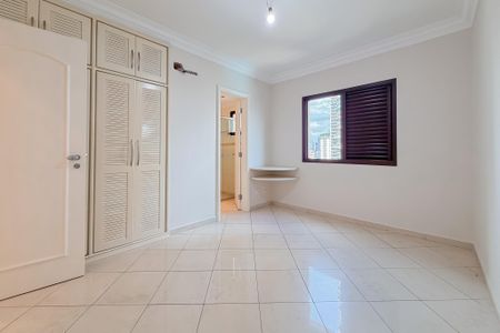 Apartamento para alugar com 180m², 3 quartos e 3 vagasSuíte 1