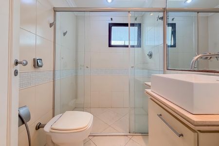 Apartamento para alugar com 180m², 3 quartos e 3 vagasBanheiro da Suíte 2