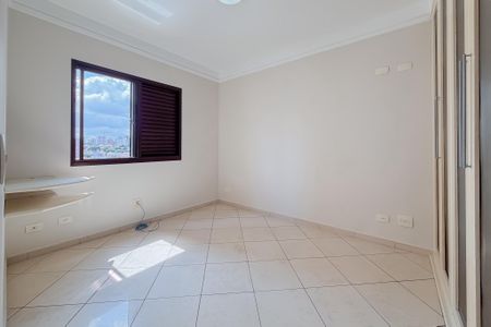 Apartamento para alugar com 180m², 3 quartos e 3 vagasSuíte 2