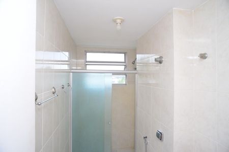 Apartamento à venda com 61m², 2 quartos e 1 vagaBanheiro Social