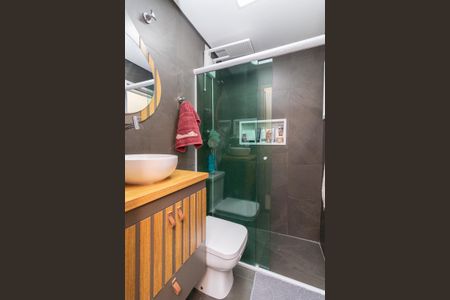 Casa de condomínio à venda com 96m², 3 quartos e 2 vagasBanheiro da Suíte