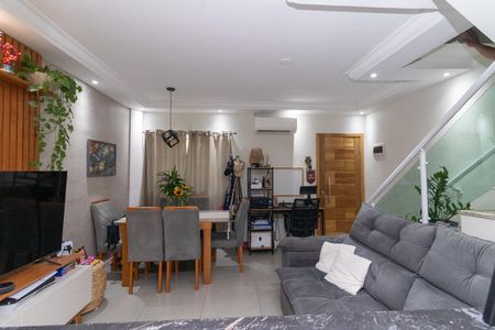 Casa de condomínio à venda com 96m², 3 quartos e 2 vagasSala