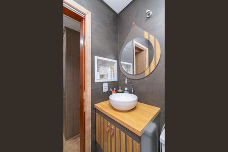 Casa de condomínio à venda com 96m², 3 quartos e 2 vagasBanheiro da Suíte