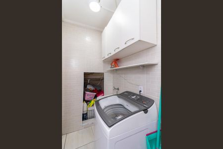 Casa de condomínio à venda com 96m², 3 quartos e 2 vagasÁrea de Serviço