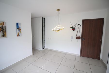 Sala de apartamento para alugar com 2 quartos, 50m² em Eldorado, Contagem