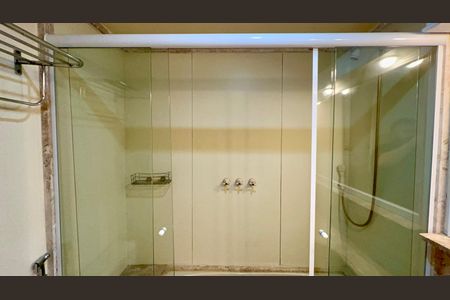 Apartamento para alugar com 29m², 1 quarto e sem vagaBanheiro da Suíte