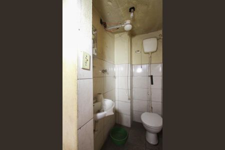 Studio para alugar com 42m², 2 quartos e sem vaga Studio para alugar com 42m², 2 quartos e sem vagaBanheiro