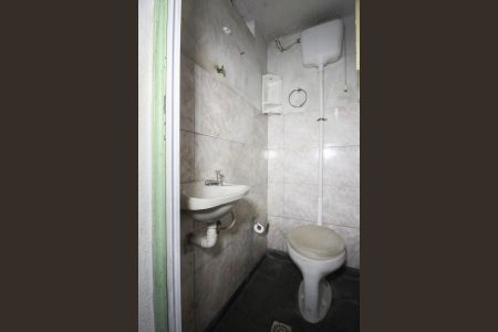 Studio para alugar com 42m², 1 quarto e sem vaga Studio para alugar com 42m², 1 quarto e sem vagaBanheiro