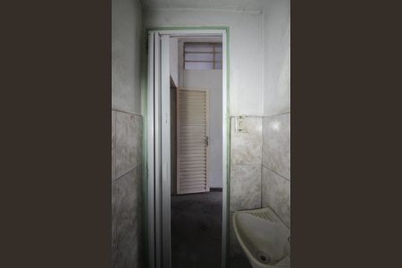 Studio para alugar com 42m², 1 quarto e sem vaga Studio para alugar com 42m², 1 quarto e sem vagaBanheiro