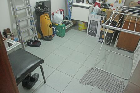 Apartamento para alugar com 232m², 4 quartos e 3 vagas Apartamento para alugar com 232m², 4 quartos e 3 vagasÁrea de Serviço