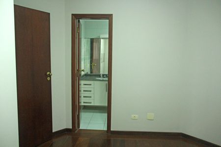 Apartamento para alugar com 232m², 4 quartos e 3 vagasSuíte 2