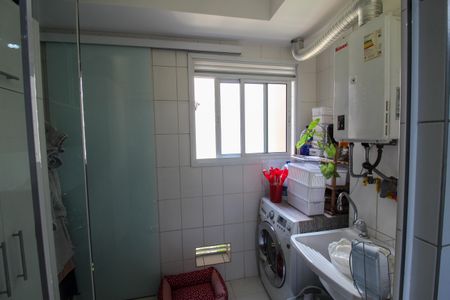 Apartamento à venda com 128m², 3 quartos e 2 vagas Apartamento à venda com 128m², 3 quartos e 2 vagasÁrea de Serviço