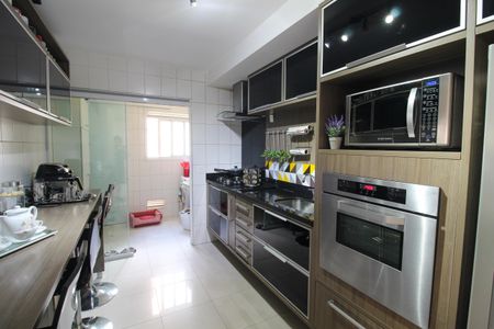 Apartamento à venda com 128m², 3 quartos e 2 vagas Apartamento à venda com 128m², 3 quartos e 2 vagasCozinha