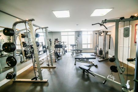 Apartamento à venda com 128m², 3 quartos e 2 vagas Apartamento à venda com 128m², 3 quartos e 2 vagasÁrea comum - Academia