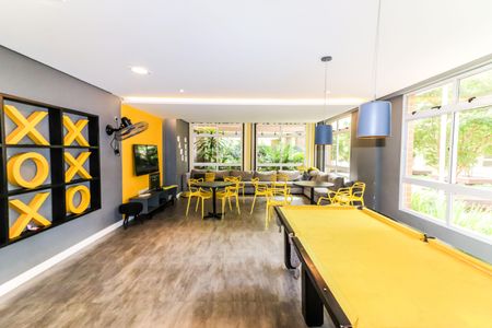 Apartamento à venda com 128m², 3 quartos e 2 vagas Apartamento à venda com 128m², 3 quartos e 2 vagasSalão de jogos