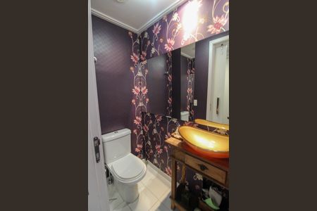 Apartamento à venda com 128m², 3 quartos e 2 vagas Apartamento à venda com 128m², 3 quartos e 2 vagasLavabo