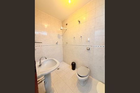 Casa à venda com 190m², 3 quartos e 3 vagasBanheiro Social