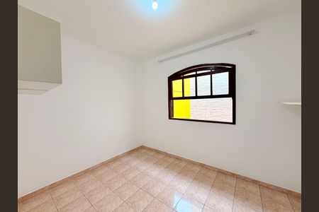 Casa à venda com 190m², 3 quartos e 3 vagasQuarto 2