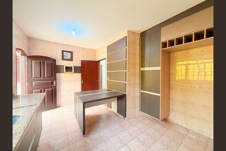 Casa à venda com 190m², 3 quartos e 3 vagasCozinha