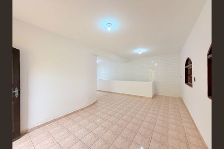 Casa à venda com 190m², 3 quartos e 3 vagasSala