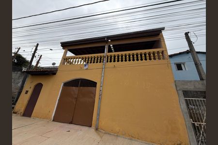 Casa à venda com 190m², 3 quartos e 3 vagasFachada