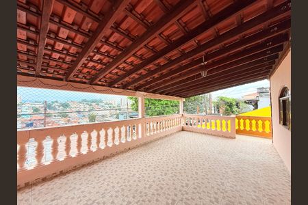 Casa à venda com 190m², 3 quartos e 3 vagasVaranda