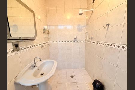 Casa à venda com 190m², 3 quartos e 3 vagasBanheiro Social