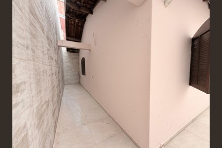 Casa à venda com 190m², 3 quartos e 3 vagasQuintal lateral