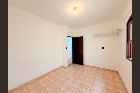 Casa à venda com 190m², 3 quartos e 3 vagasQuarto 