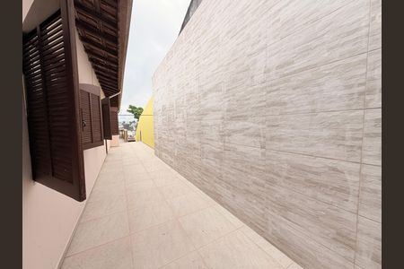 Casa à venda com 190m², 3 quartos e 3 vagasQuintal lateral