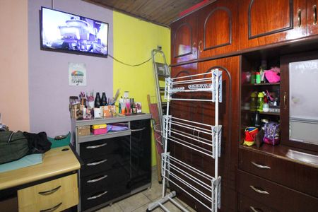 Casa à venda com 122m², 4 quartos e 2 vagasQuarto 1