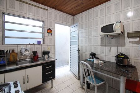 Casa à venda com 122m², 4 quartos e 2 vagasCozinha 