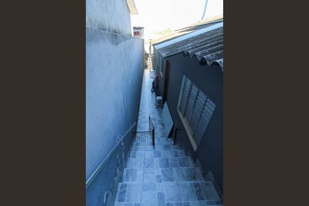 Casa à venda com 122m², 4 quartos e 2 vagasEscada
