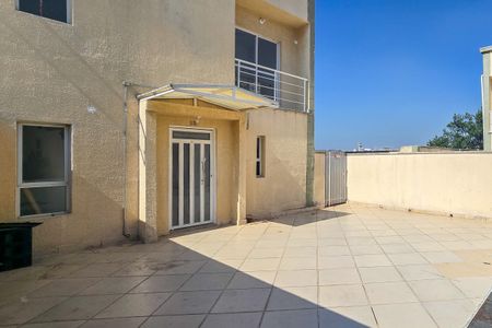 Casa de condomínio para alugar com 400m², 4 quartos e 4 vagasFachada