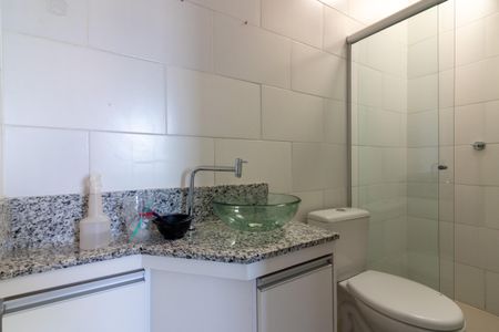 Casa de condomínio para alugar com 400m², 4 quartos e 4 vagasBanheiro da Suíte 1