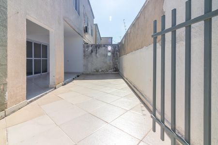 Casa de condomínio para alugar com 400m², 4 quartos e 4 vagasQuintal