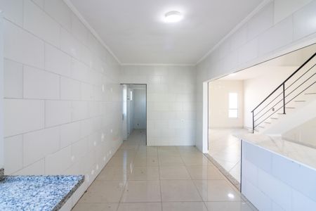 Casa de condomínio para alugar com 400m², 4 quartos e 4 vagasCozinha