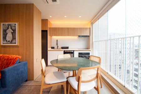 Apartamento para alugar com 71m², 2 quartos e 1 vaga