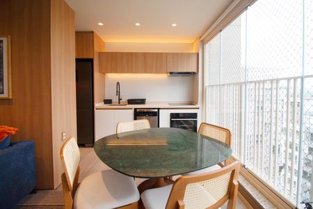 Apartamento para alugar com 71m², 2 quartos e 1 vaga