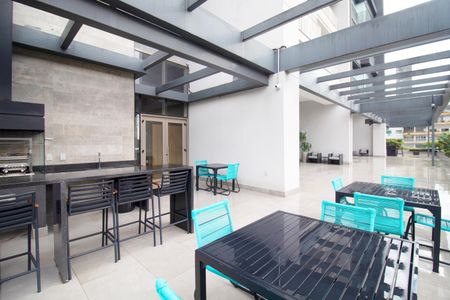 Apartamento para alugar com 71m², 2 quartos e 1 vaga