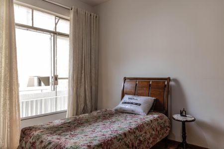 Apartamento à venda com 140m², 3 quartos e 1 vaga Apartamento à venda com 140m², 3 quartos e 1 vagaQuarto 2