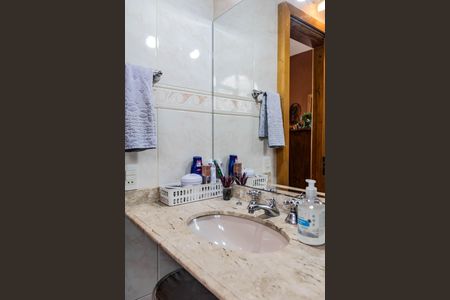 Apartamento à venda com 140m², 3 quartos e 1 vaga Apartamento à venda com 140m², 3 quartos e 1 vagaBanheiro da Suíte