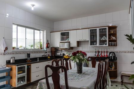 Apartamento à venda com 140m², 3 quartos e 1 vaga Apartamento à venda com 140m², 3 quartos e 1 vagaCozinha
