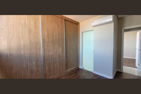 suite  de apartamento à venda com 2 quartos, 83m² em Centro, Betim