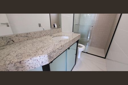 Apartamento à venda com 83m², 2 quartos e 2 vagasbanheiro 