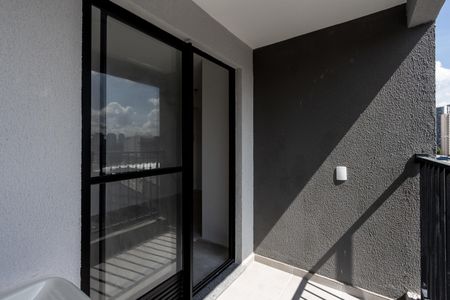 Apartamento à venda com 38m², 2 quartos e sem vagaVaranda e área de serviço
