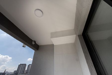 Apartamento à venda com 38m², 2 quartos e sem vagaVaranda e área de serviço