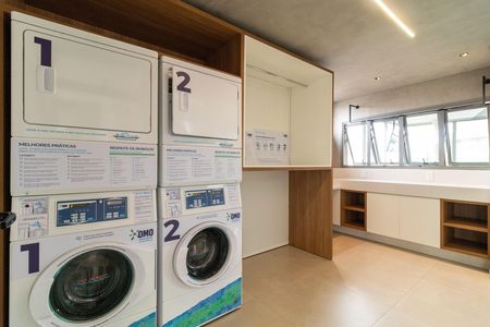 Studio para alugar com 24m², 1 quarto e sem vaga Studio para alugar com 24m², 1 quarto e sem vagaLavanderia