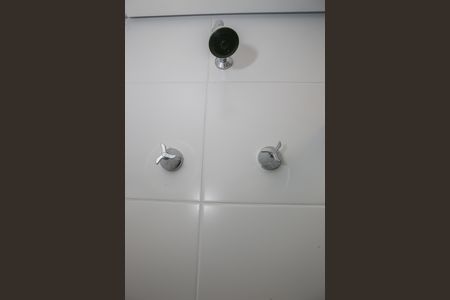 Banheiro de kitnet/studio para alugar com 1 quarto, 24m² em Perdizes, São Paulo